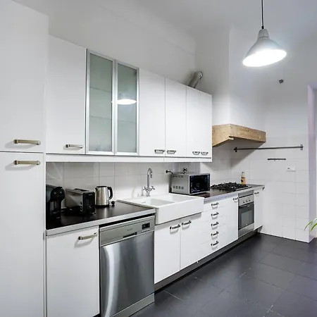 Apartment Family Comfort In Principe Real Ac And Parking