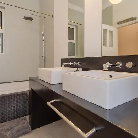 Family Comfort In Principe Real Ac And Parking