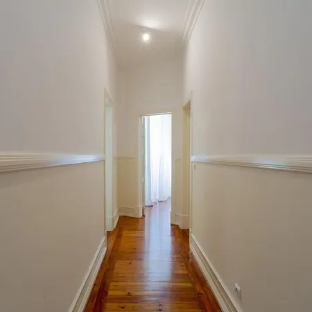 Family Comfort In Principe Real Ac And Parking Lisboa