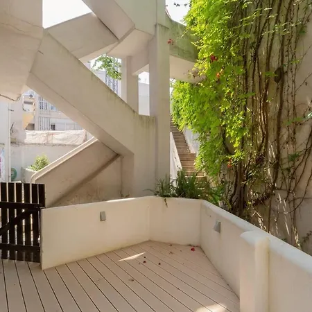 Appartement Family Comfort In Principe Real Ac And Parking Lisboa